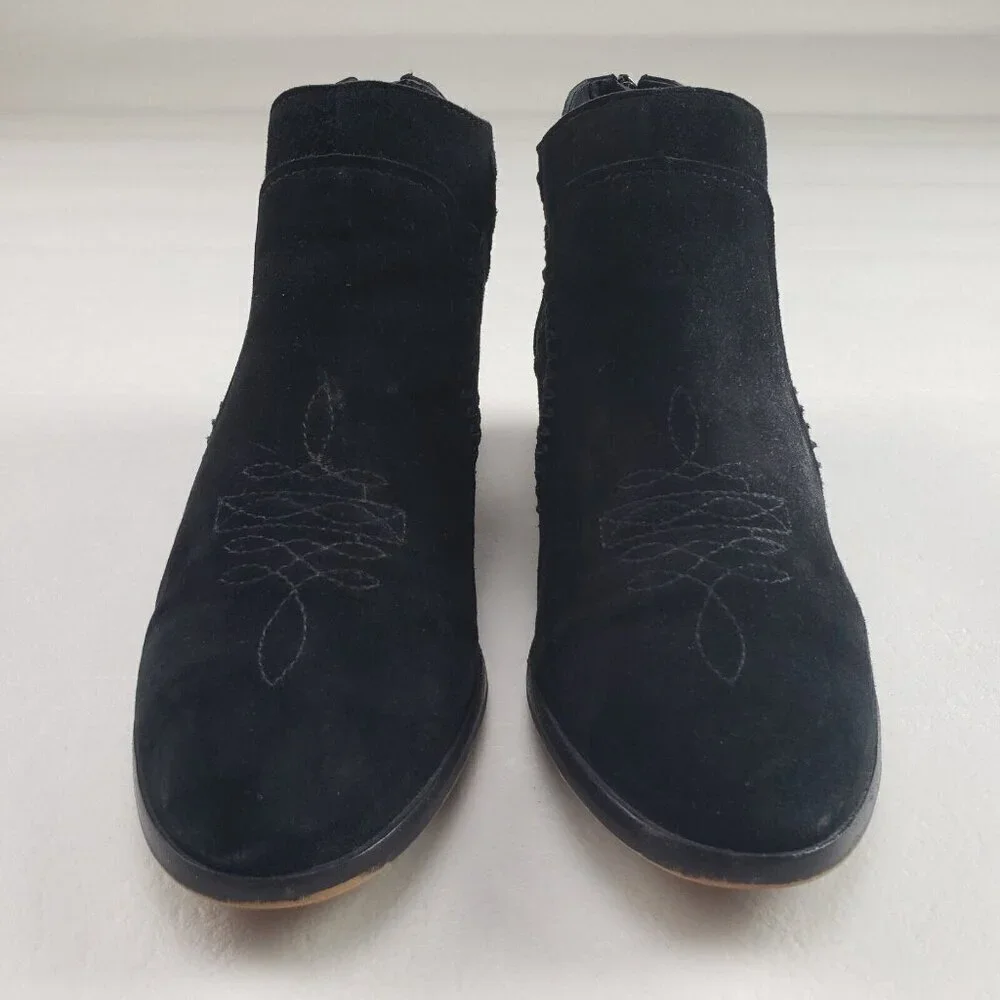 Vince Camuto Presita Ankle Boot Womens 9 Black Suede Western Cut Out Back Zipper
